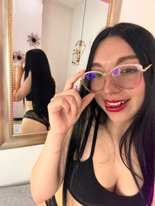 WhiteHott_ Public Pic 4