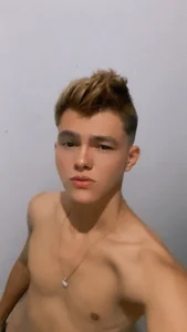 izan_20 Public Εικόνα 6