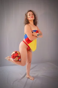 linda_cabal Are you ready to play with me? ⚽️ Pic 4