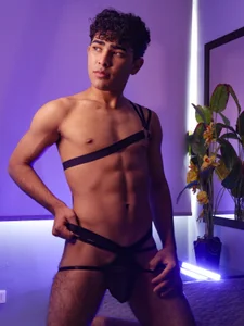 LucasCarterr_ ♥ Pic 6