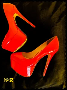 2bigass4_u My heels (u can choose wich do u like to wear-50tkn) Pic 2