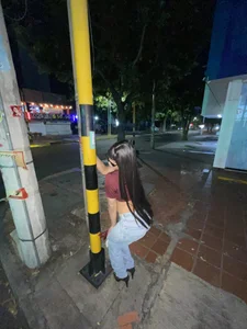 stopping traffic 👄🚦 de AmberCollens Foto 5