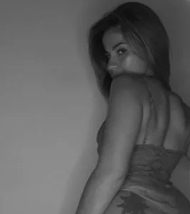 Azull95s XXX nøgenfoto 1