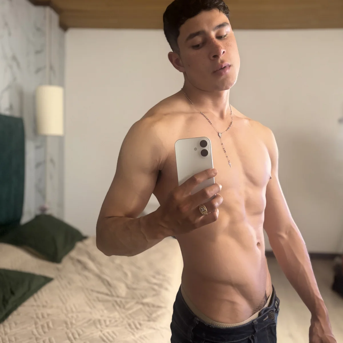 AustinJones_ Δημοφιλής εικόνα 7371