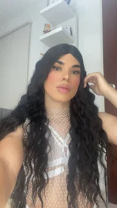 BeckyAnders new look รูป 