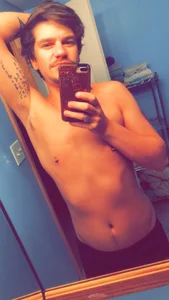 JustJakkinAround: Public ( 2 фото)