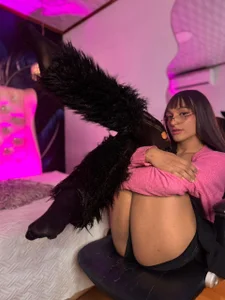 Mika__velvet SOCKS AND INTIMACY 💜🫦 Foto