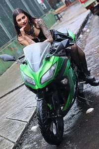 SolBeaumont1 Speed ​​and passion, that's me 😏🔥 Poză 6