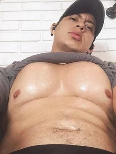 Public od RomanCroft  4 snímek