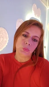 channelsmith_55 I like to give myself to someone who knows how to guide me and make me feel safe. รูป  4