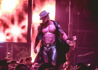 XtreamLeonard SHOW Pic 2