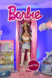 BiancaPierce From the box to your bed? Barbie Cowgirl 🎀🌺🤍 Pic 3