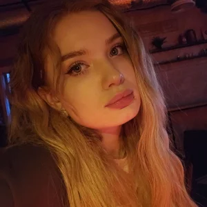 effieelfy Public Pic 4