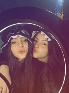 Lilith_and_Khloe Public Pic 6