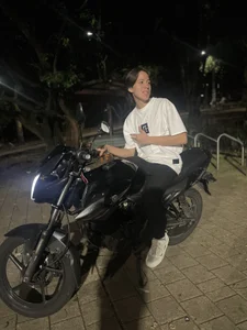 Zdjęcia kevinbigcokc18 Enjoying the night🌫️🌒✨💫:  2