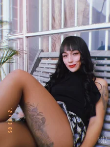 Shengyi_blue Public Immagine  4