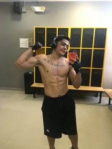 Brunocuttie94: Public ( 9 фото)