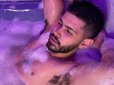 Justyn_Torres Bathtub Pic 2