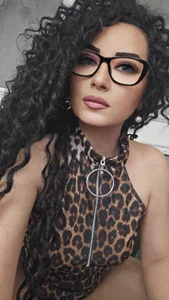 anissia_teaserのBeing myselfの 6枚の写真