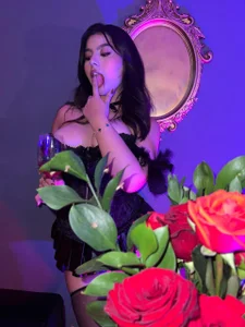 CandaseRussell your favorite vampire 😈🔥 Immagine  2