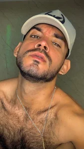 LeoSaenz Public Pic 8