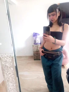 AntonellaCooper_Pink Public Pic