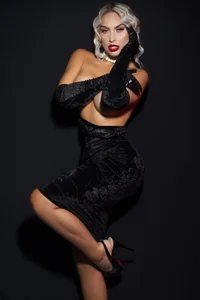 Lizz_Tayler Me... Pic 3