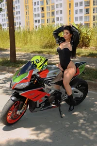 Súbete y No Te Bajes💋 de Melina_Rouge Foto