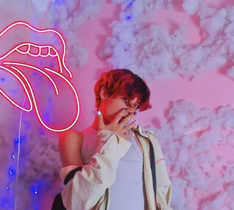 Leo_Glow Relaxed, bright and dangerously attractive Pic 3