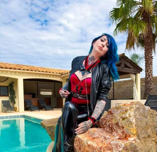 coyemoo Pool girl 🏖️☀️SPOILER Pic 4