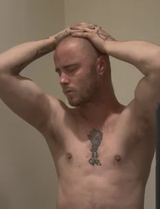 Public od existentiallove  2 snímek