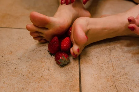 UrSexyMilfpeachy Bild 3