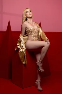 Lezy_: Shinny ✨🪽 ( 7 фото)