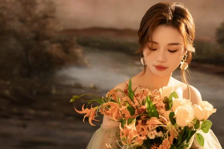 lmnb8888 我努力挣钱买新衣服你们在干什么呀～(I work hard to earn money) Pic