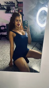 Saray-sexy1 In Control Pic 5