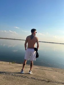 Blue_ey Public Foto 5