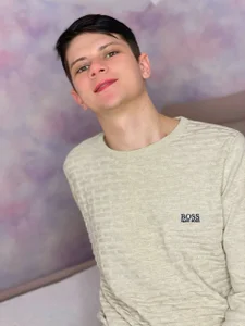 Allert_ hi guys😋 Pic 2