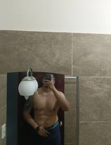 1 XXX голі фото voycasex