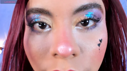 Emili_Roux sexy eyes Immagine 