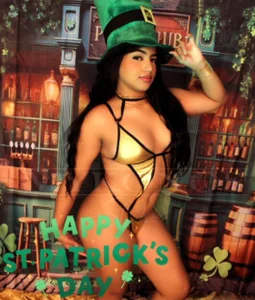 MariyaNovakie San Patricio 2026 🫦  5টি ছবি