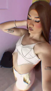 the_hot_star kullanıcısının ALISSON🌸💗 albümü -  2 fotoğraf