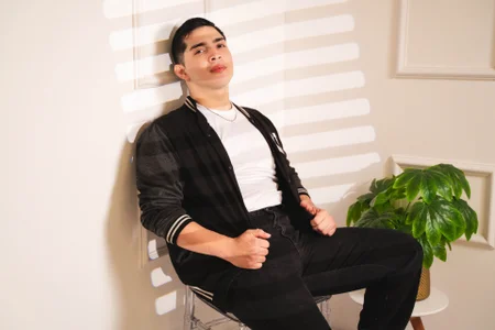 JUANDIAMONDS98 Shall we go on a date? Pic 3