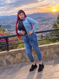 sharlotmuk Linda mujer 😘 Pic 3
