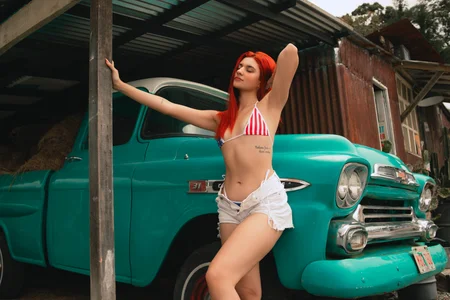 AylinMillerxs: Happy 4th of July 💙🤍💓 ( фото)