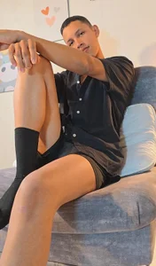 Noirvynn kullanıcısının you like what you see guys albümü -  3 fotoğraf