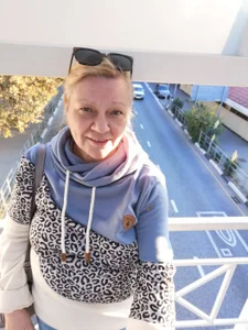 xHoneyLadyx Holidays 2021 Pic 2