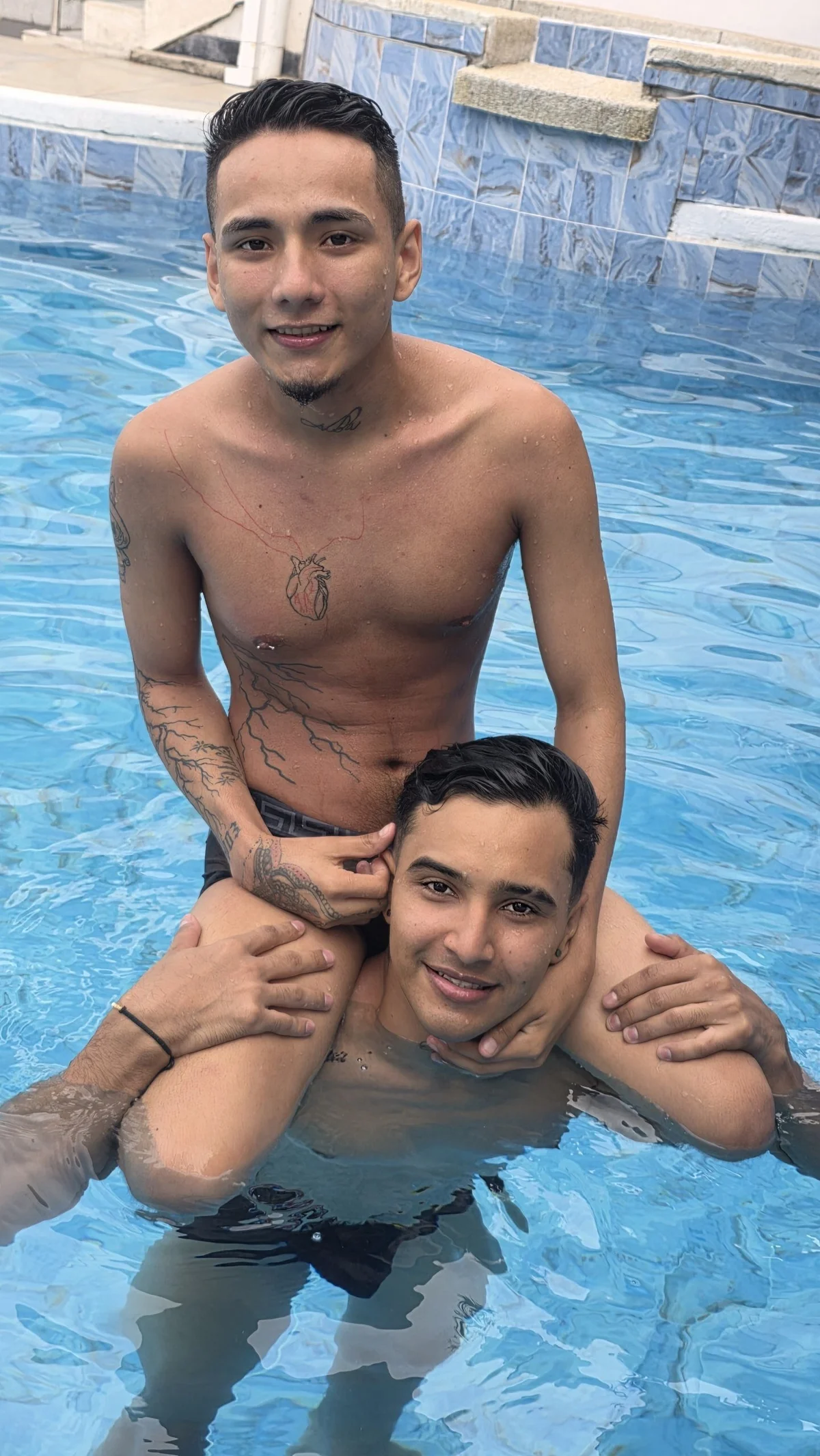 صور NoTopNoBot الرائجة  7641