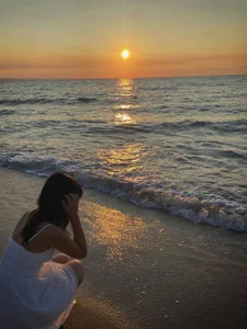 GertrudeJohnson Sea, sun and me✨🌞😇 Pic 5