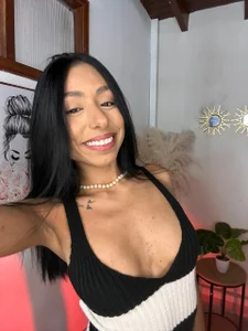 antonela-deepthroat Sexy with dress🤍 Foto 6