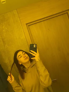 KaKotowski yellow dinooo 💛 Hình 5